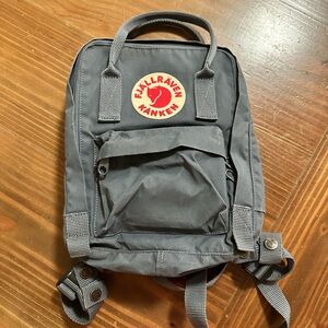 Kånken Mini Gray Backpack
